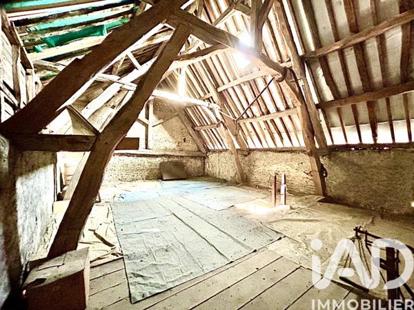 Parking à vendre 129 m² Villeneuve-sur-Yonne