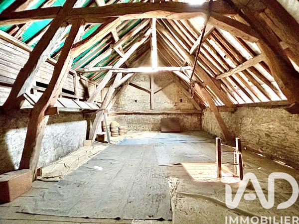 Parking à vendre 129 m² Villeneuve-sur-Yonne