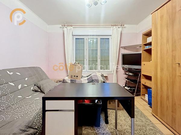 Vente
                Maison140 m² - 6 Pièces -
                    ARCUEIL (94110)