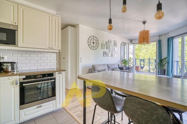 Appartement Le Plessis Robinson 3 pièce(s) 59 m2 385 000 € **  - Référence  460