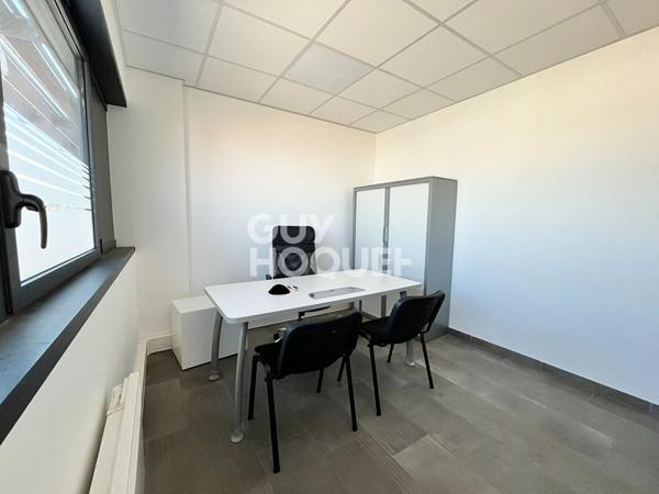 Local commercial Decines Charpieu 3 pièce(s) 50 m2