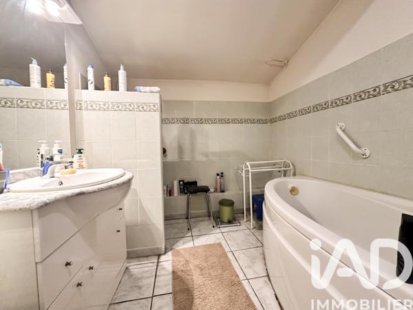 Maison à vendre 4 pièces 90 m² Baixas