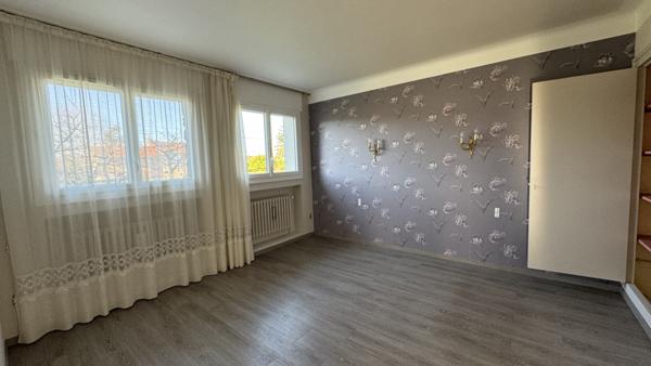 Saint-Just-Saint-Rambert (42170) Exclusivité Appartement de type F5 de 108m2 avec terrasse - espace vert de 225m2, garage et parking