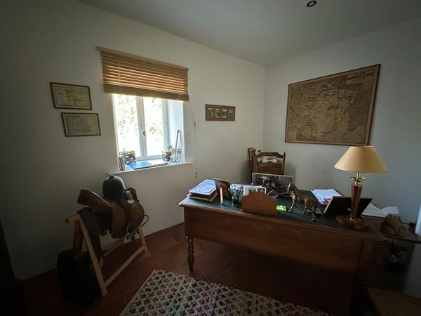 A Vendre Maison 8 pieces 5 chambres 292 m2 terrain piscine