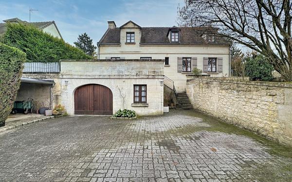 Maison à vendre    6 pièces •  Mogneville