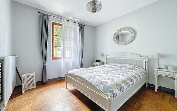 Maison à vendre    6 pièces •  Mogneville