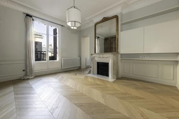 Appartement Paris 7e - GROS CAILLOU / UNIVERSITÉ