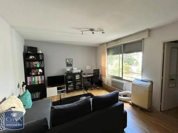 Appartement à louer 2 pièces 34.95m² Clermont-Ferrand (63000)