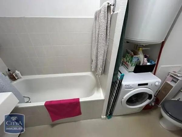 Appartement à louer 2 pièces 34.95m² Clermont-Ferrand (63000)
