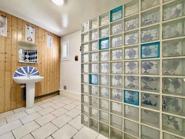APPARTEMENT T2 A LOUER A LE COTEAU