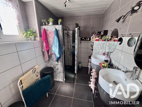 Maison à vendre 7 pièces 158 m² Lannilis
