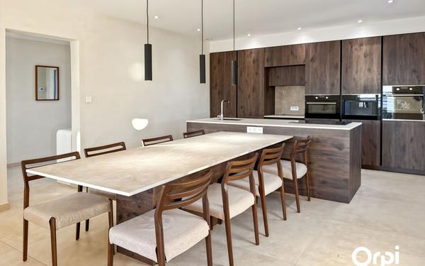 Maison à vendre    6 pièces • 230 m2 Les Issambres - Roquebrune-sur-Argens