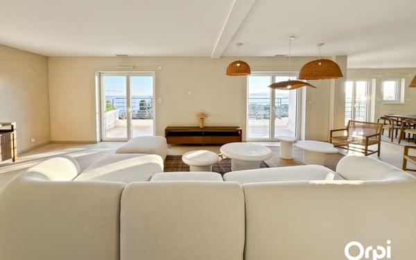 Maison à vendre    6 pièces • 230 m2 Les Issambres - Roquebrune-sur-Argens