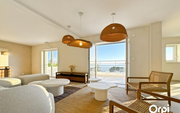 Maison à vendre    6 pièces • 230 m2 Les Issambres - Roquebrune-sur-Argens