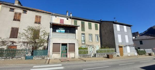 CHARMANTE MAISON DE VILLAGE BELLE VUE IDEAL SECONDAIRE