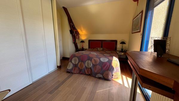 SAINT-PIERRE-QUIBERON - Propriété avec piscine et aperçu mer située à 100 mètres des plages de la baie !