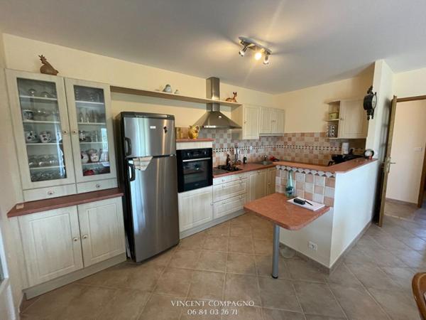 Maison Valensole 6 pièce(s) 220 m2