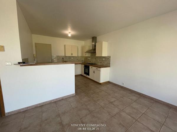 Maison Valensole 6 pièce(s) 220 m2