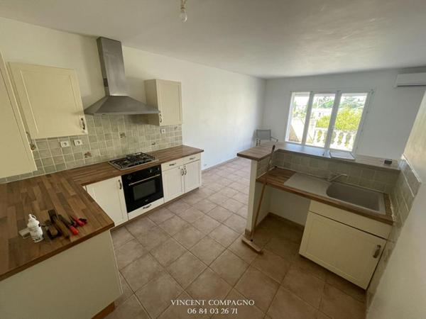 Maison Valensole 6 pièce(s) 220 m2