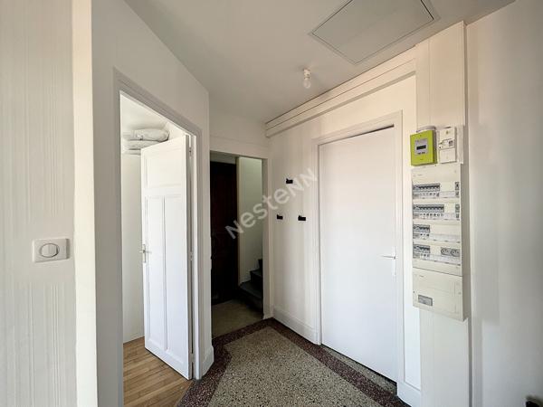 Duplex meublé 3 pièces avec balcon et clim, à deux pas du campus Artem et du centre thermal