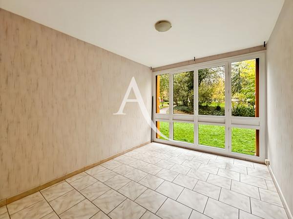 Appartement Fontenay Le Fleury 1 pièce(s) 26.73 m2