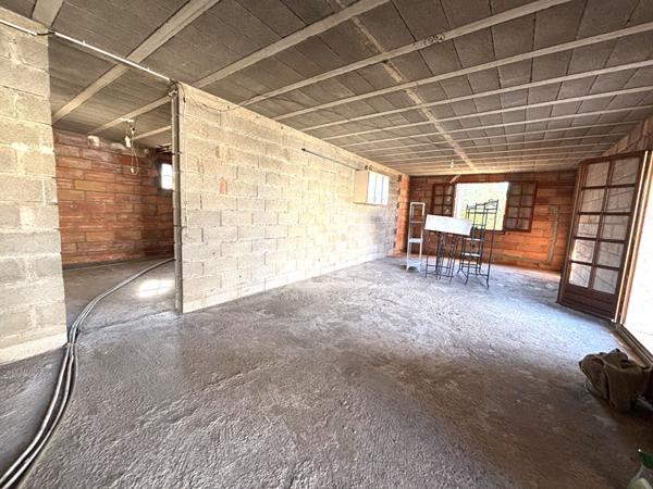 Maison T4 + RDC à amenagé + terrain constructible 500m2 + terrain 800m2