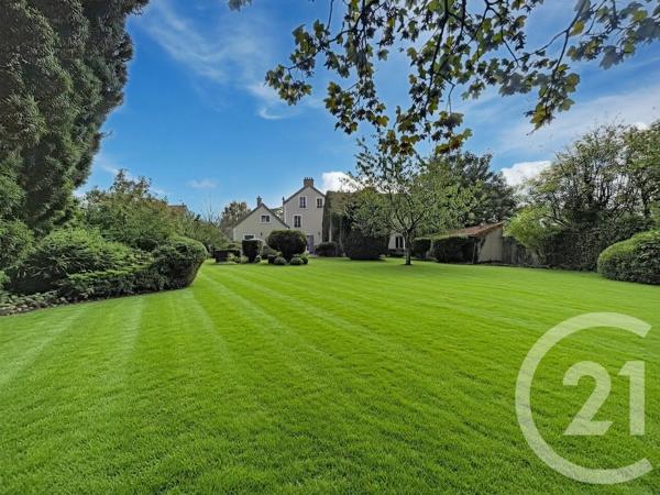 Maison à vendre  8 pièces - 310 m 2   MOISSY CRAMAYEL  - 77