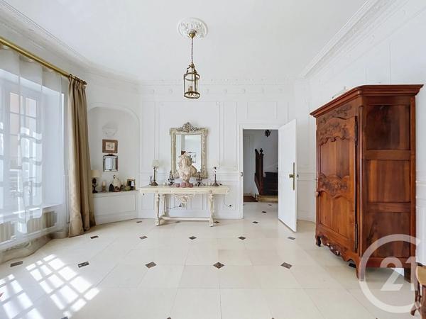Maison à vendre  8 pièces - 310 m 2   MOISSY CRAMAYEL  - 77