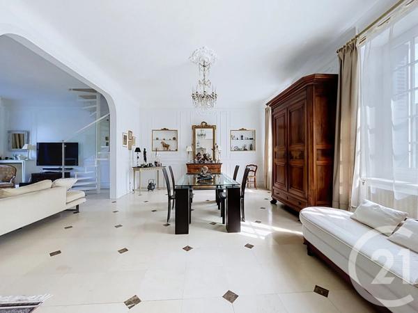 Maison à vendre  8 pièces - 310 m 2   MOISSY CRAMAYEL  - 77
