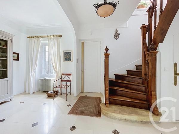 Maison à vendre  8 pièces - 310 m 2   MOISSY CRAMAYEL  - 77