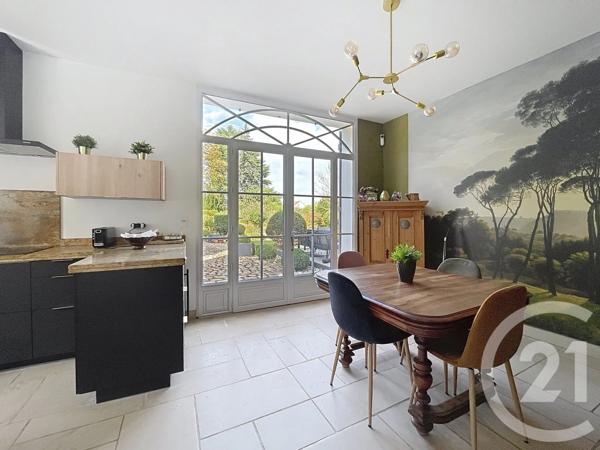 Maison à vendre  8 pièces - 310 m 2   MOISSY CRAMAYEL  - 77