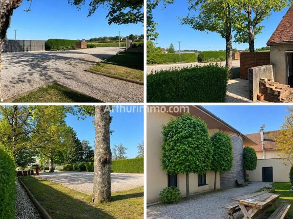 Vente                                                      Immeuble
                        
                     16 pièces                      800 m2                     à Courlans