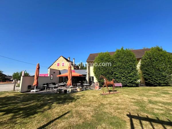 Vente                                                      Immeuble
                        
                     16 pièces                      800 m2                     à Courlans