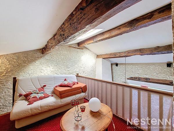 A Vendre Maison en pierre rénovée de 175 m² avec jardin et garage dans un hameau de Condom