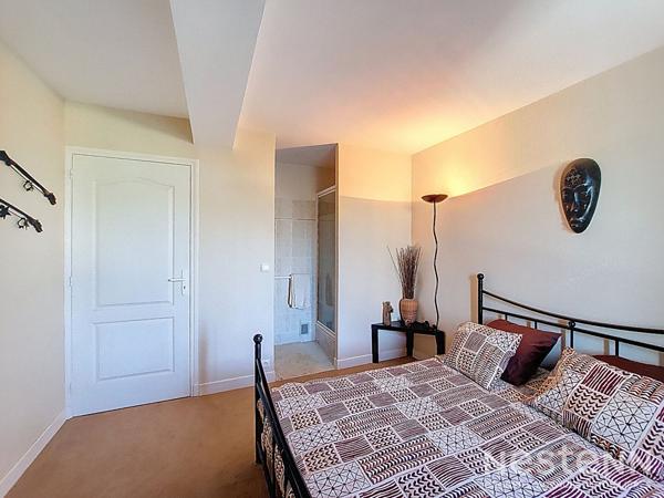 A Vendre Maison en pierre rénovée de 175 m² avec jardin et garage dans un hameau de Condom