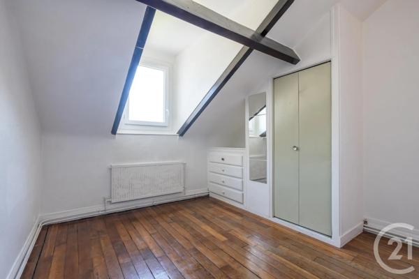 Appartement F2 à vendre  2 pièces - 32 m 2   ST MAUR DES FOSSES  - 94