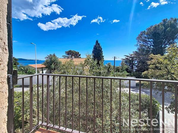 Maison 6 pièces de 134 m², secteur calanque à Cavalaire Sur Mer