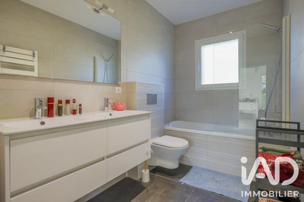 Maison à vendre 6 pièces 152 m² Mouguerre