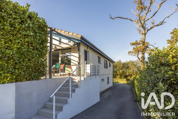 Maison à vendre 6 pièces 152 m² Mouguerre