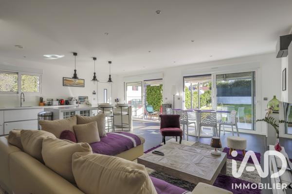 Maison à vendre 6 pièces 152 m² Mouguerre