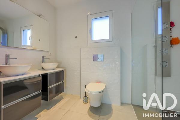 Maison à vendre 6 pièces 152 m² Mouguerre
