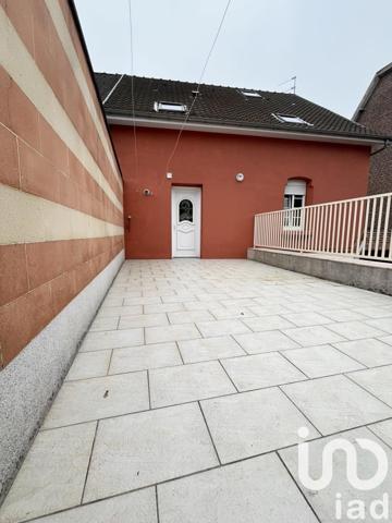 Appartement 5 pièces de 118 m² à Nœux-les-Mines (62290)