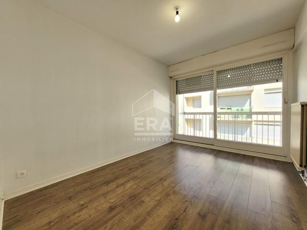 LOCATION - PAU - T2 de 45 m² avec balcon et cave