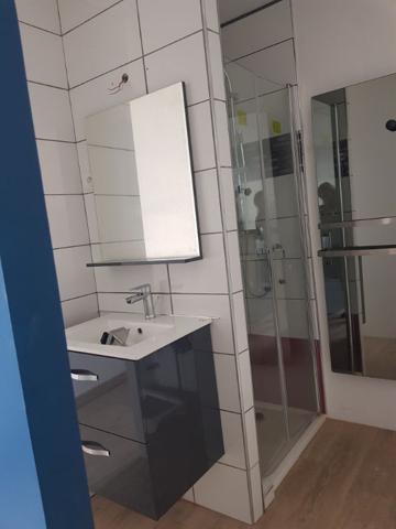 A LOUER - Appartement au 1er étage situé dans le bourg de Pissotte