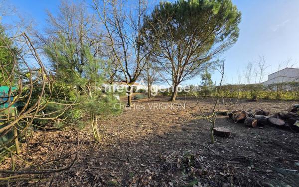 Terrain à Talmont-Saint-Hilaire, 85440 - 750m²