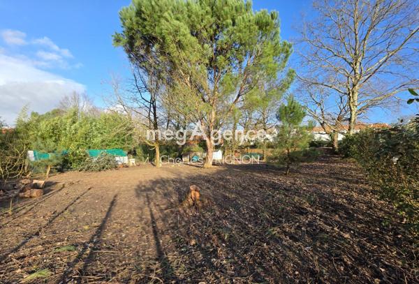 Terrain à Talmont-Saint-Hilaire, 85440 - 750m²