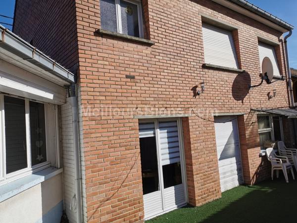 MAISON 4 CHAMBRES JARDIN GARAGE SECTEUR DAMPIERRE