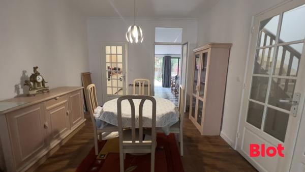 Maison 6 pièce(s)