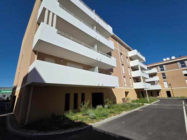 APPARTEMENT T3 NEUF -DERNIER ETAGE - RESIDENCE SECURISEE - 2 PLACES DE PARKING - ASCENSEUR - BALCON
