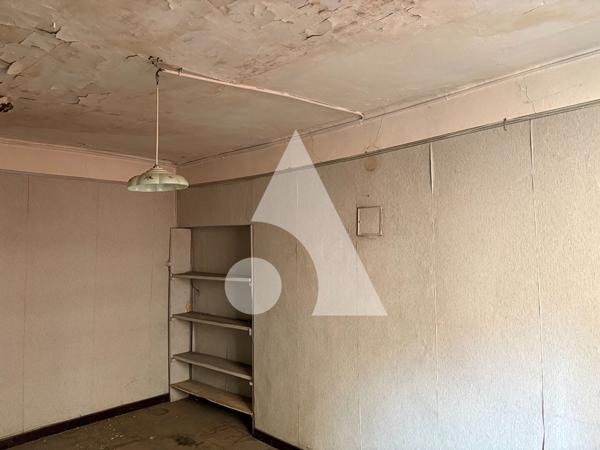 Immeuble 7 pièces 90.84 m2